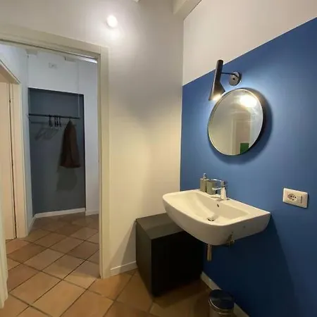Appartamento Ac, Wi-fi, Tv, Table And Bathroom *
